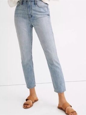 Madewell Perfect Vintage Light Wash High-Rise Straight Leg Jeans